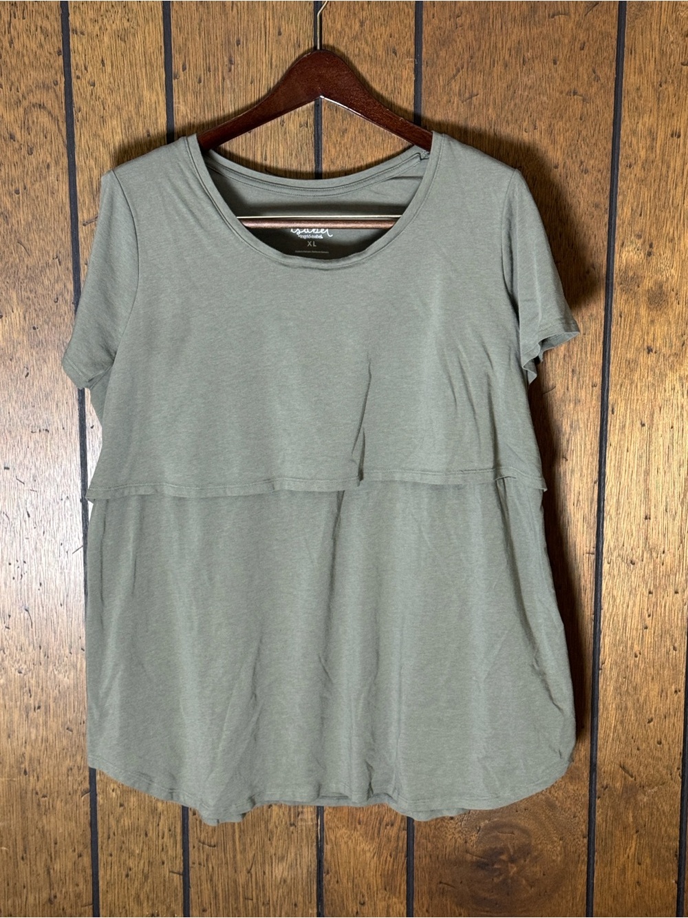 Isabel Maternity by Ingrid & Isabel Moss Green Short Sleeve Nursing Tee